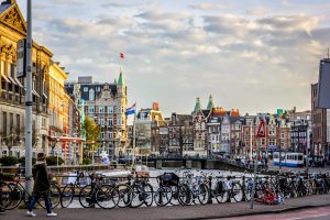 lėktuvo bilietai į Amsterdamą