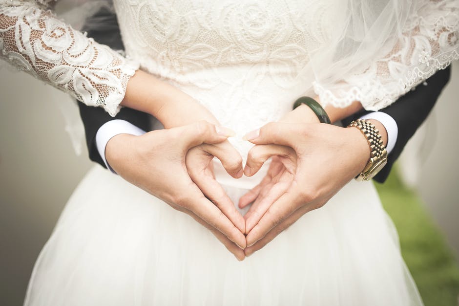 Ką reikia žinoti ieškant vestuvių vedėjų?